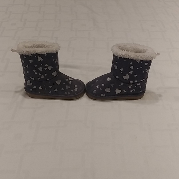 Gymboree Grey Faux Fur Boots With Hearts Size 5 - Picture 5 of 7